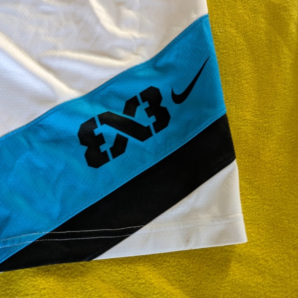 Nike Made in USA FIBA Men Large White and Blue Shorts New With No Tags 052025 - Picture 3 of 9